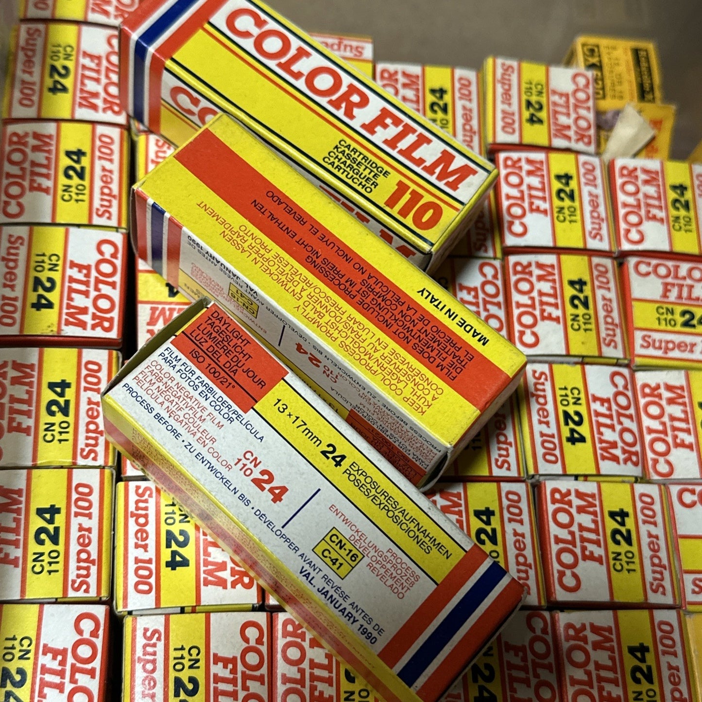 110 Film Cartridge 1x Vintage Unopened NOS New Old Stock Expired Jan 1990