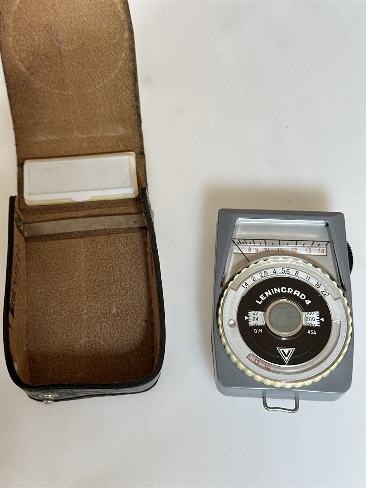 Vintage Leningrad 4 Light Exposure Meter With Original  Case