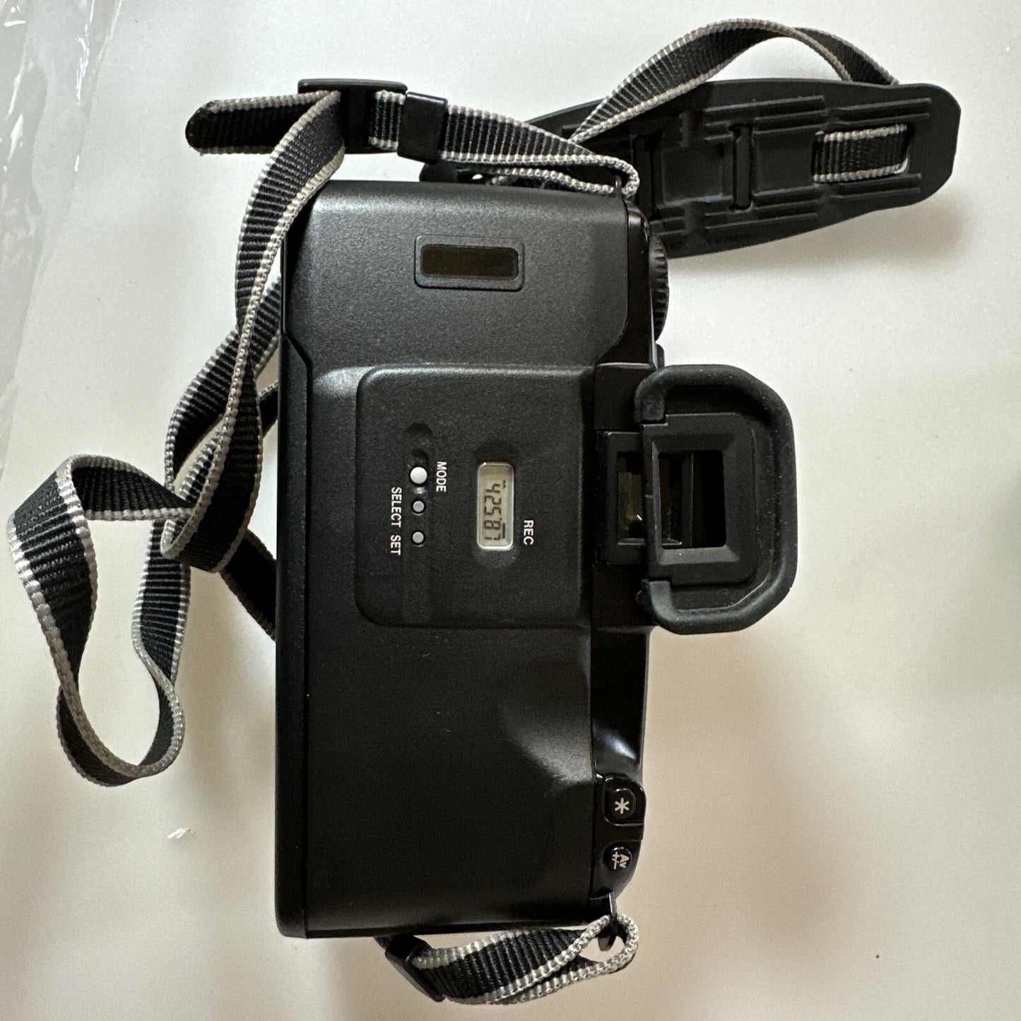 Canon EOS 500 35mm SLR Film Camera Body Only and Strap