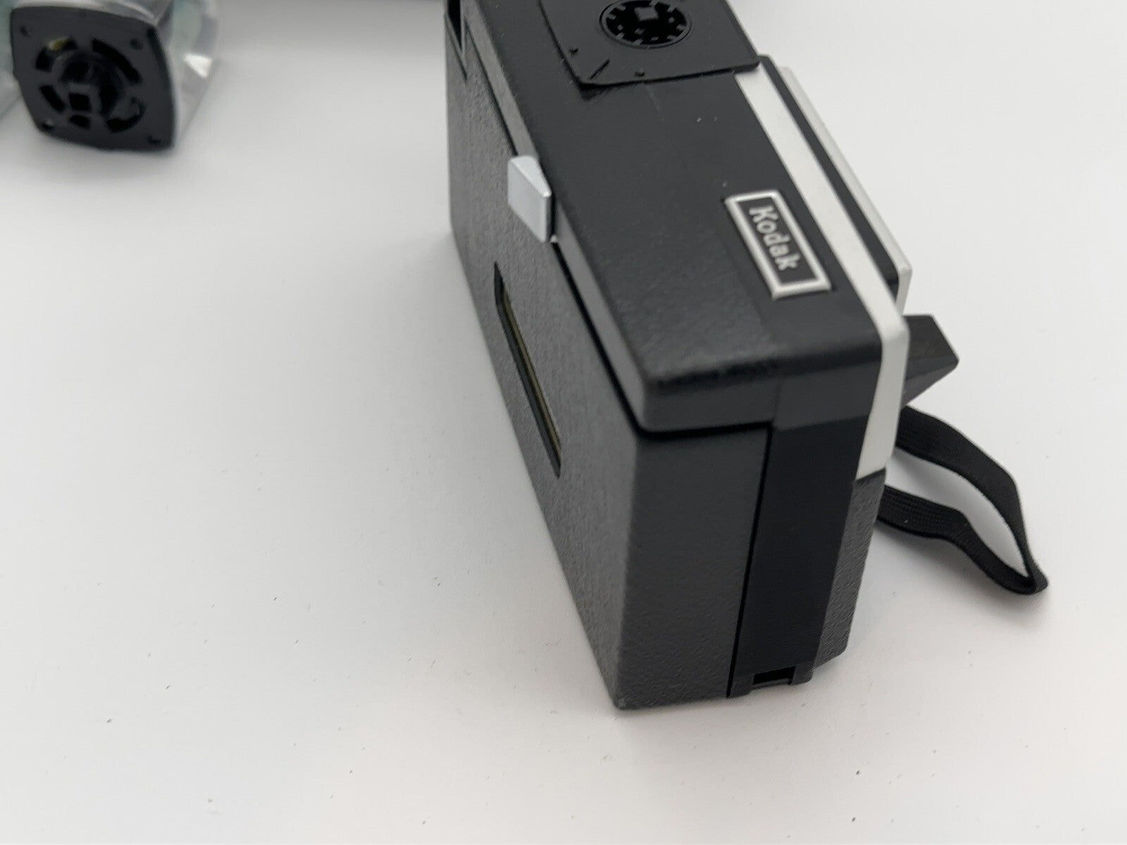 Vintage KODAK Instamatic X15 Camera x-15 Film With case Made In USA
