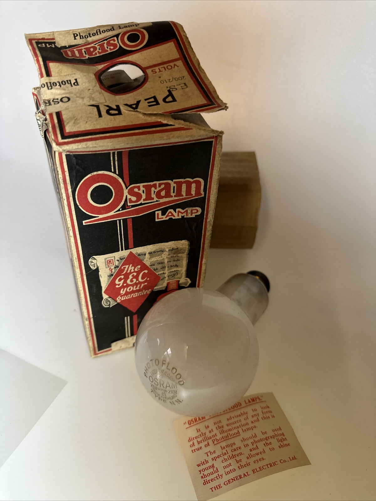 Vintage Osram Photographic Lamp Photoflood Pearl 200 210 volts Bulb