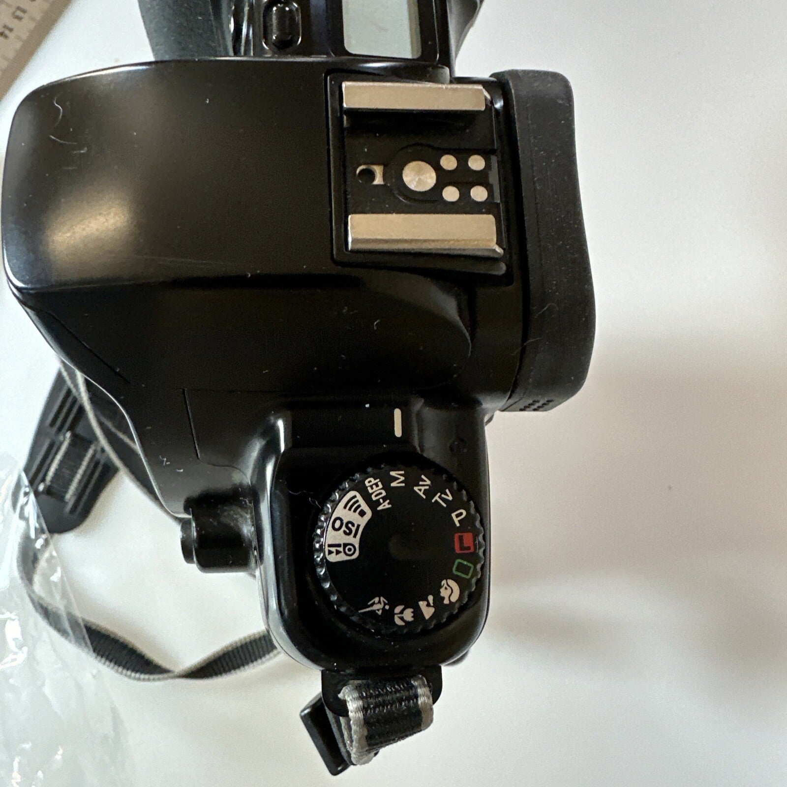 Canon EOS 500 35mm SLR Film Camera Body Only and Strap