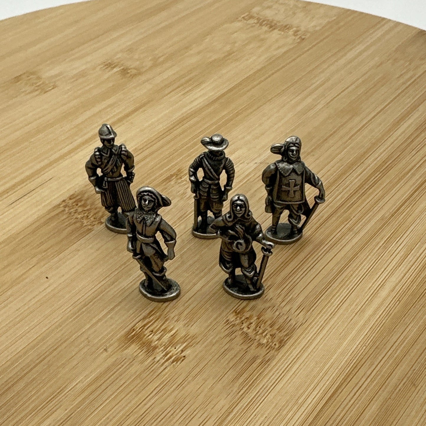 Kinder  eggs Toy 5 x Metal Musketeers 1988 4cm Tall VGC figurines