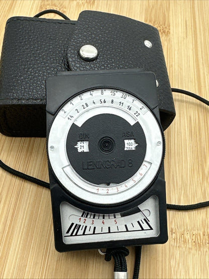 Vintage Leningrad 8 Exposure Meter Manual Analogue Light Meter with Case 