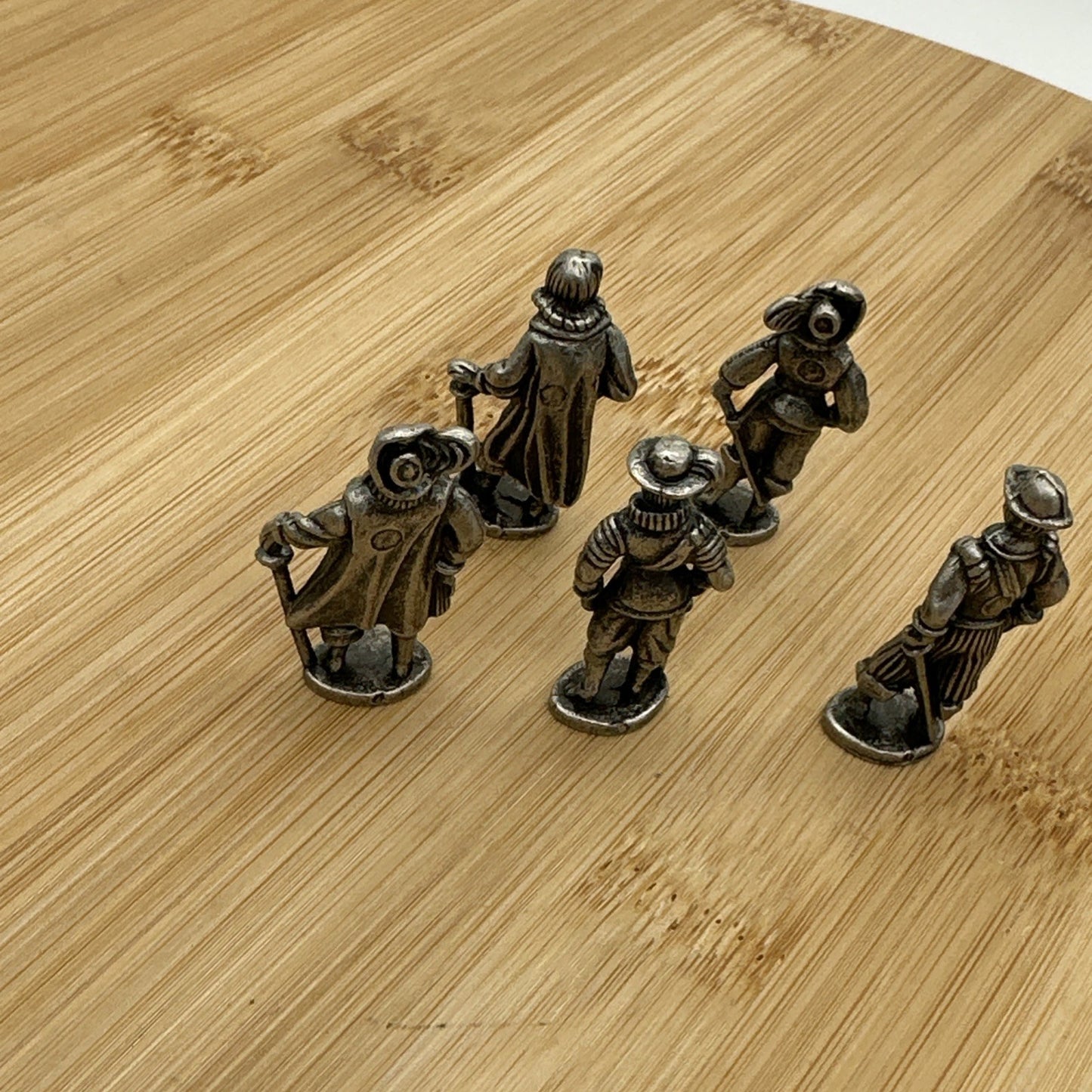 Kinder  eggs Toy 5 x Metal Musketeers 1988 4cm Tall VGC figurines